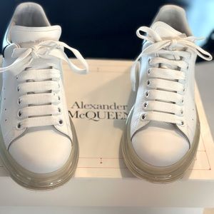 Alexander McQueen sneaker leather Larry